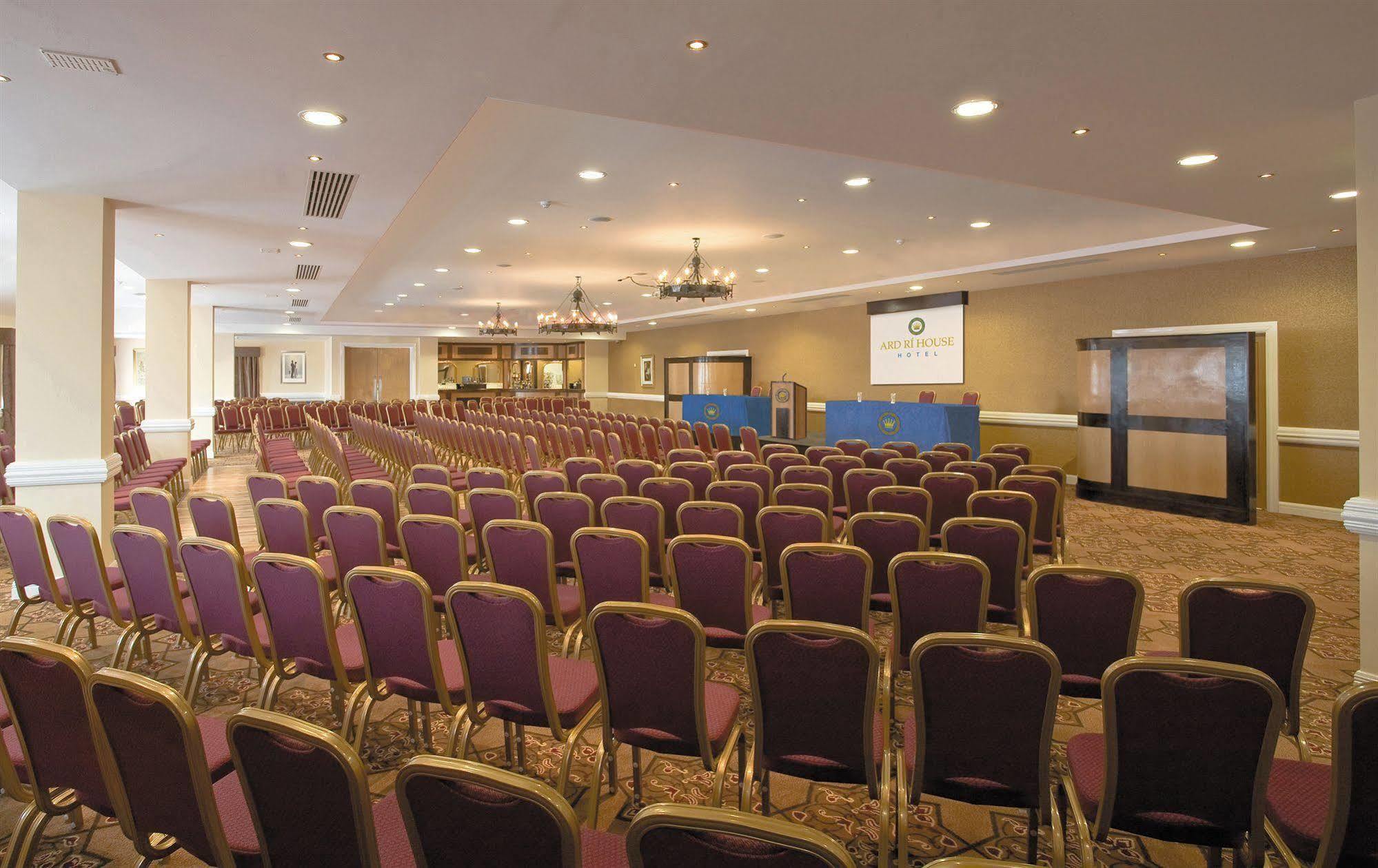 טואם Ard Ri House Hotel מראה חיצוני תמונה